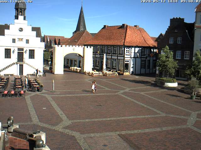 Marktplatz Lingen (Ems) - Historisches Rathaus