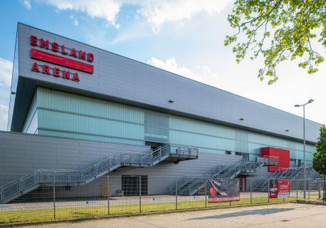 Frontaufnahme der Emslandarena